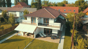Beachside Apartment, Szantod